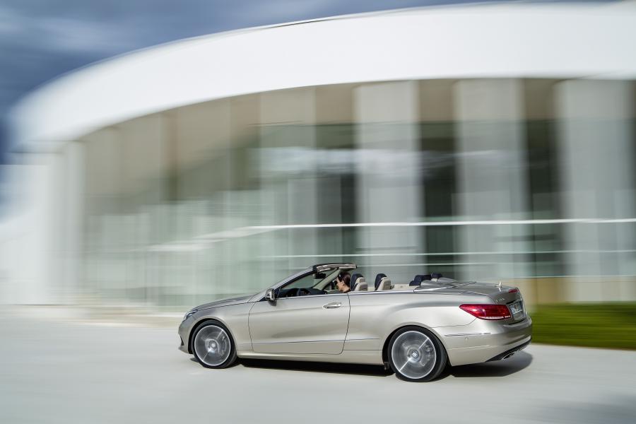 Mercedes-Benz E350 BlueTEC Cabriolet 2013 года  (фото 6 из 11)